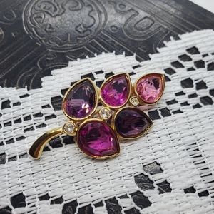 Swarovski stunning crystal leaf brooch